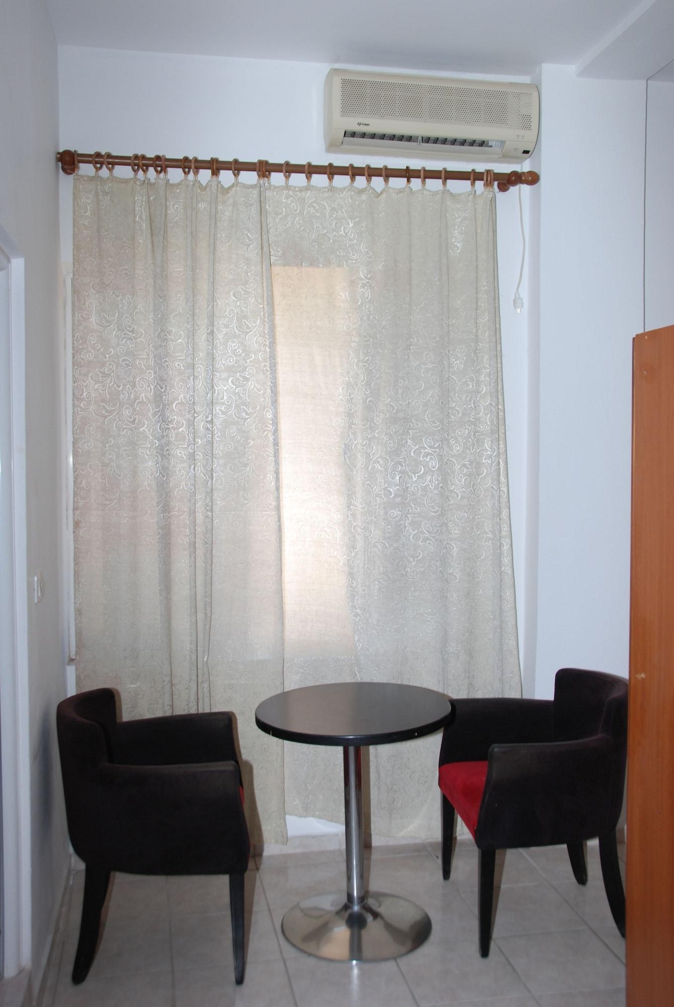 Casa Mia Hotel Sarandë Esterno foto