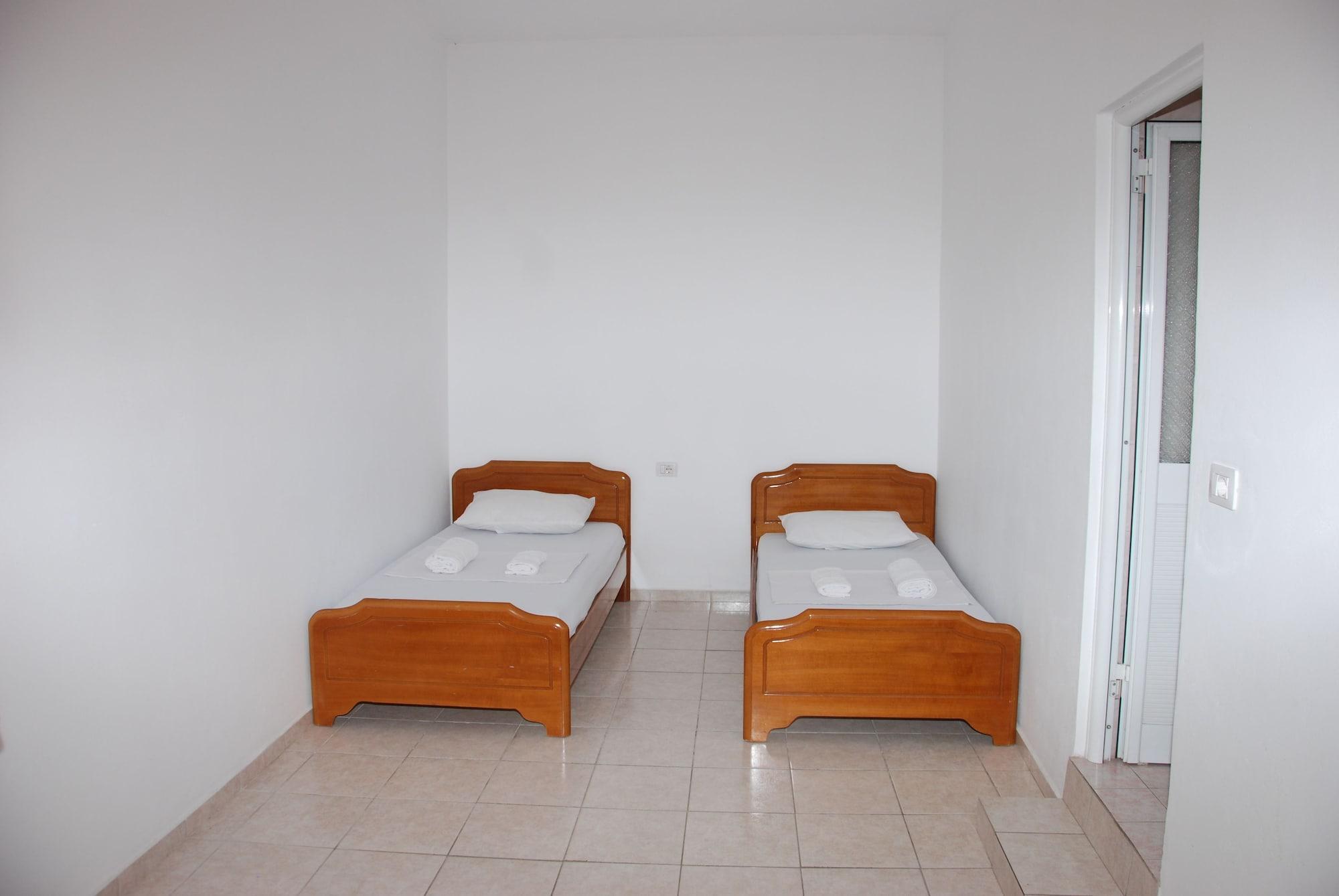 Casa Mia Hotel Sarandë Esterno foto