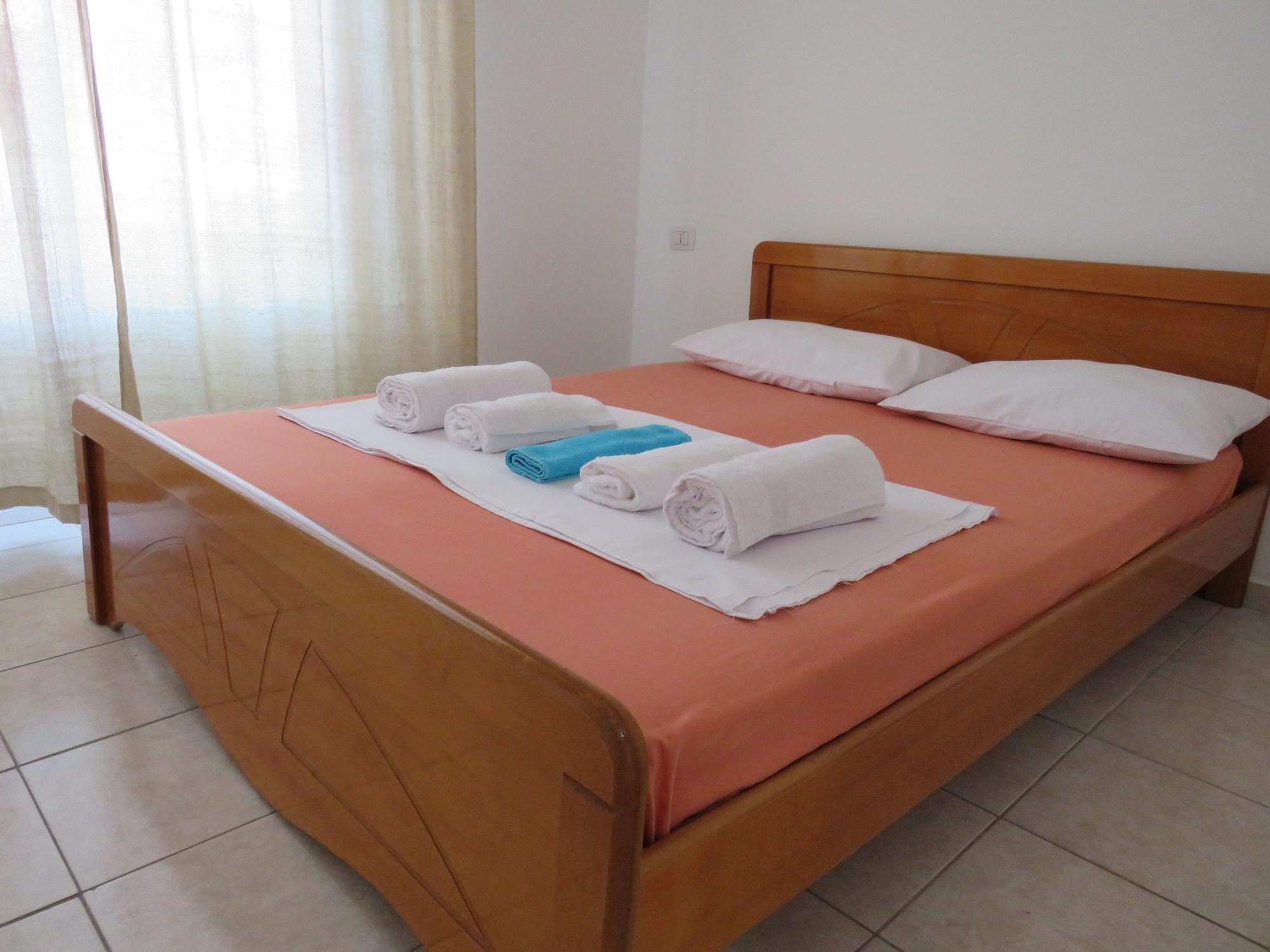 Casa Mia Hotel Sarandë Esterno foto