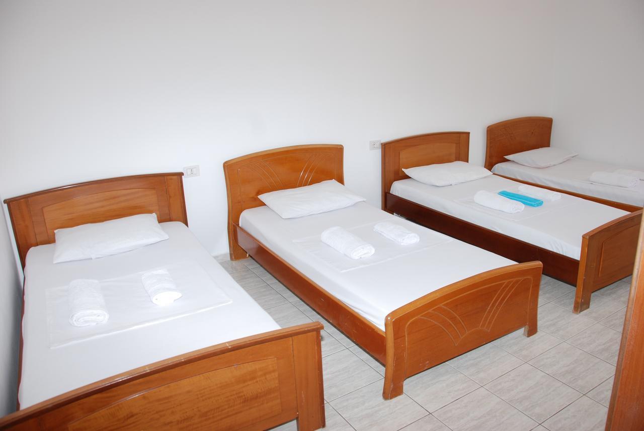 Casa Mia Hotel Sarandë Esterno foto