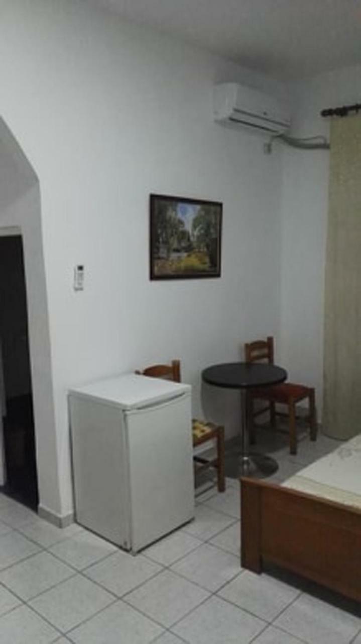 Casa Mia Hotel Sarandë Esterno foto